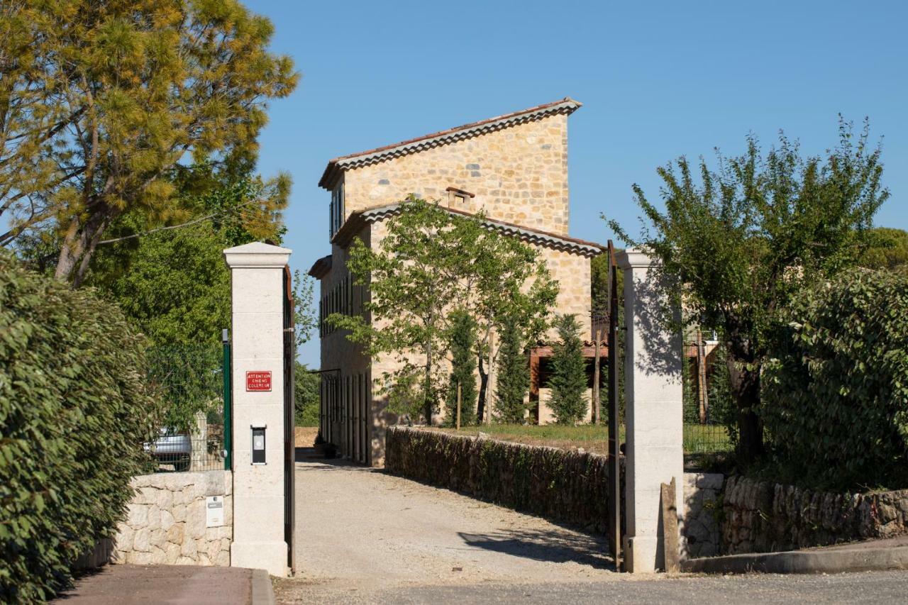 Domaine De La Chapelle Bed & Breakfast Lorgues Exterior photo